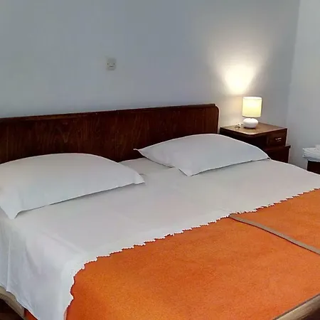 Mirjana Apartment *
